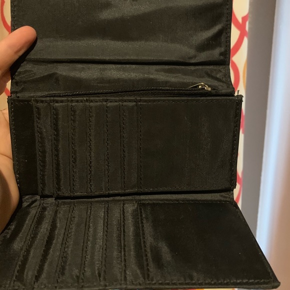 wallet - Picture 4 of 4